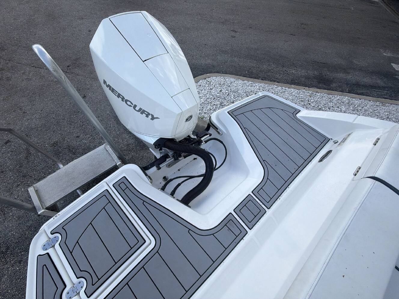 A photo of this 2024 Monterey M-225