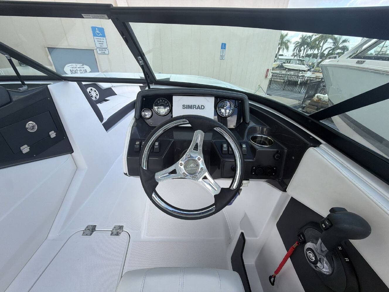 A photo of this 2024 Monterey M-225