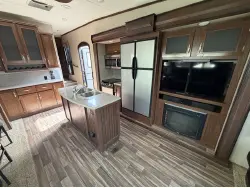 2018 Keystone MONTANA HIGH COUNTRY 305RL