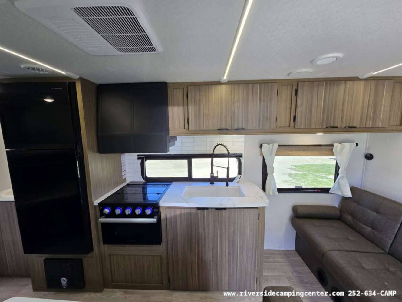 A photo of this 2026 Forest River Salem Cruise Lite 261BHXL
