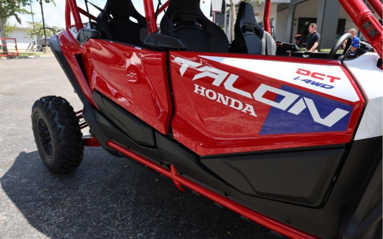 A photo of this 2026 Honda® Talon 1000R-4 FOX Live Valve