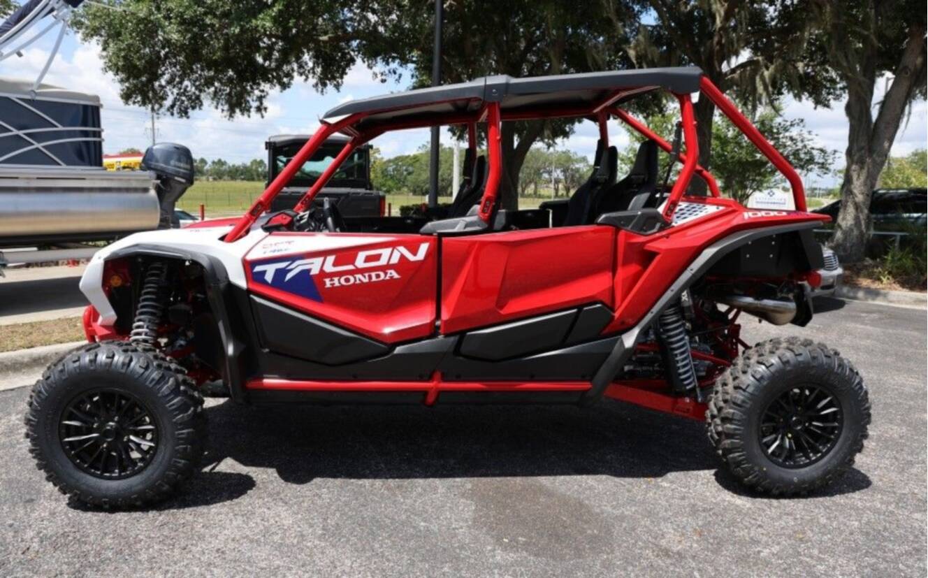 A photo of this 2026 Honda® Talon 1000R-4 FOX Live Valve