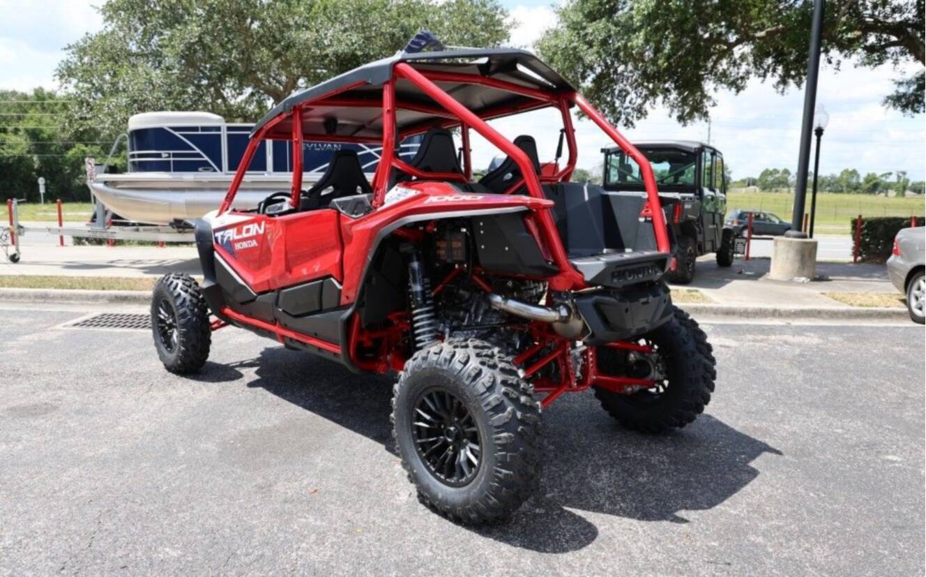 A photo of this 2026 Honda® Talon 1000R-4 FOX Live Valve