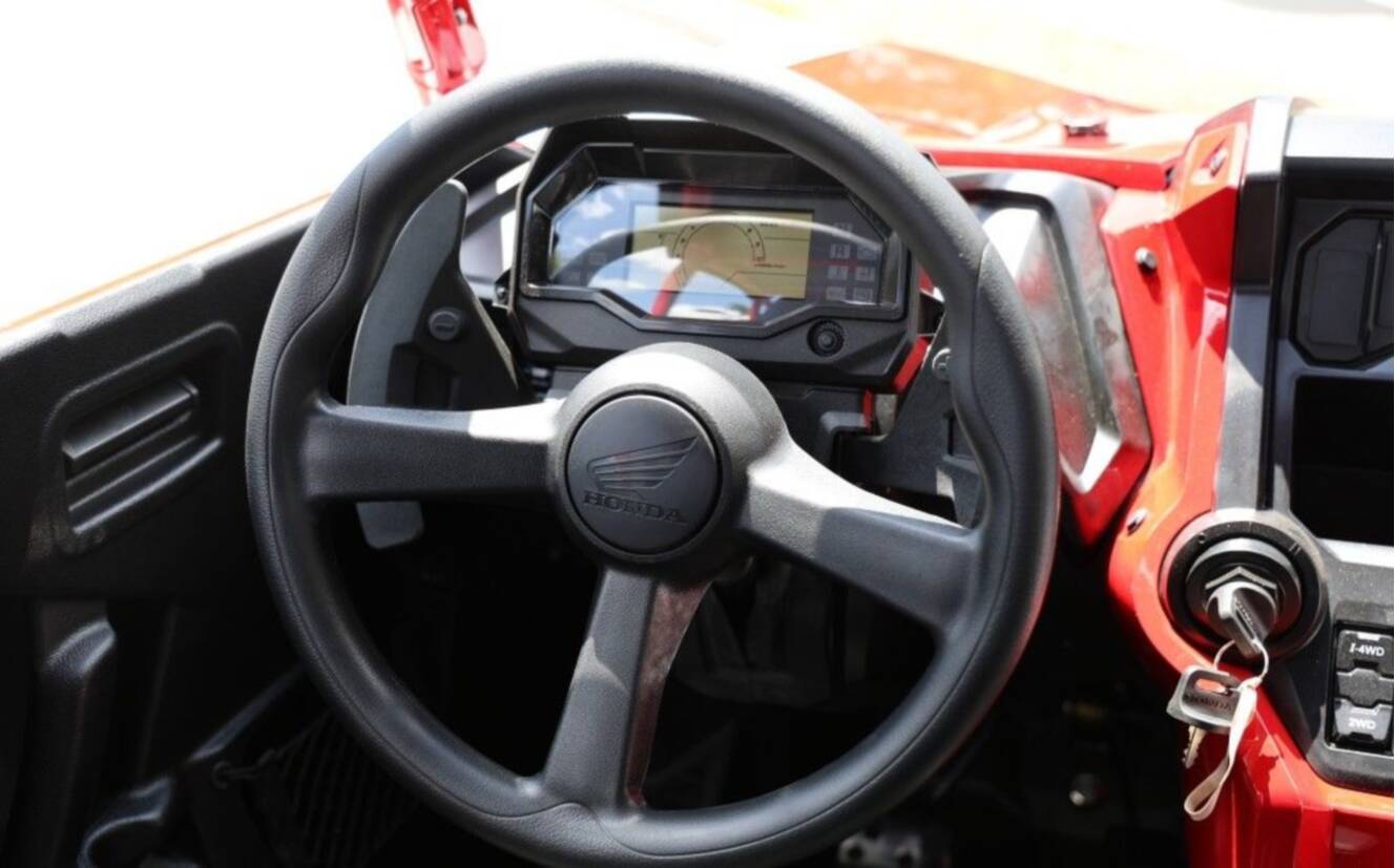 A photo of this 2026 Honda® Talon 1000R-4 FOX Live Valve