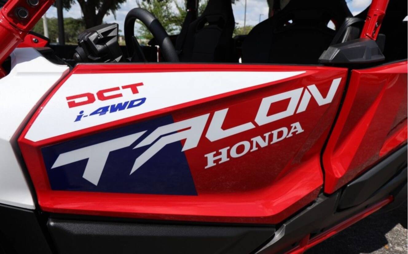 A photo of this 2026 Honda® Talon 1000R-4 FOX Live Valve