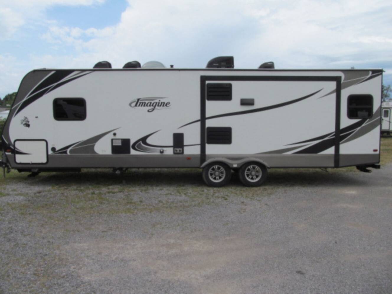 A photo of this 2016 Grand Design Imagine 2950RL