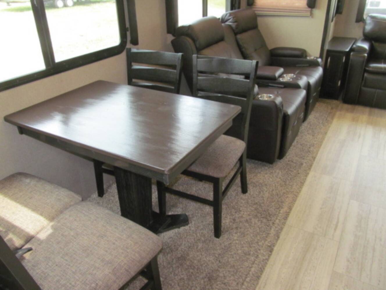 A photo of this 2016 Grand Design Imagine 2950RL