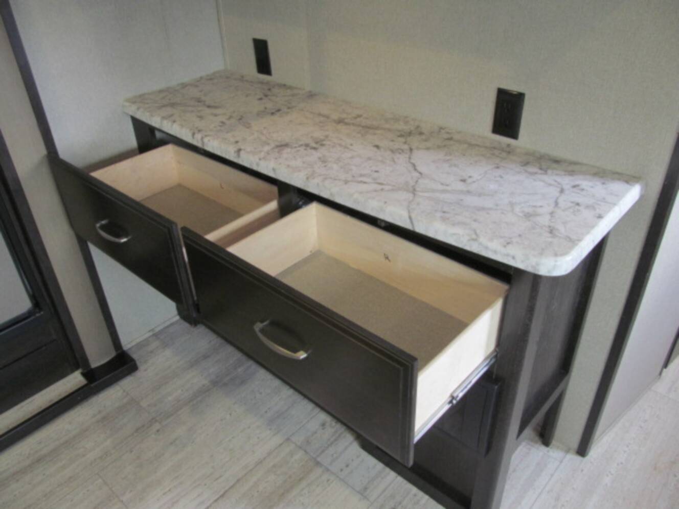 A photo of this 2016 Grand Design Imagine 2950RL