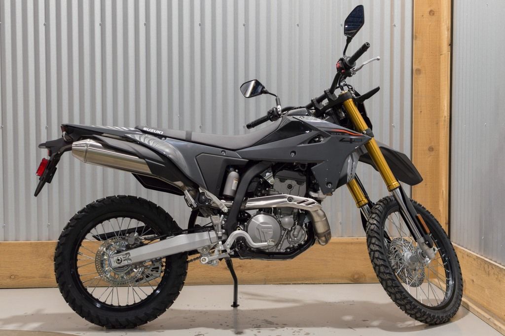 2026 Suzuki DR-Z4S BASE in Dunmore, PA