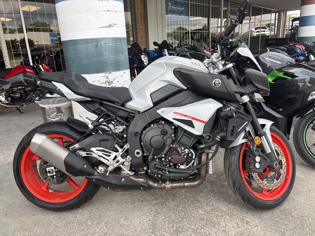 2020 Yamaha MT-10 10 in Greenville, SC