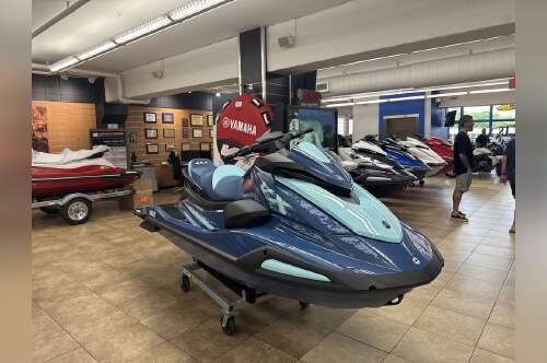 2026 Yamaha Waverunners VX Cruiser® with Audio in deerfield beach FL