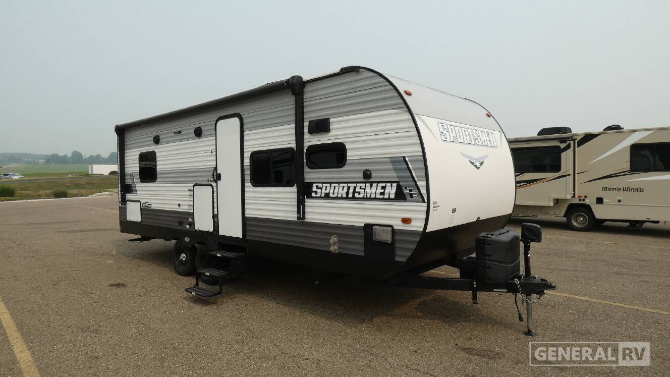 A photo of this 2022 Kz SPORTSMEN SE 231FKKSE