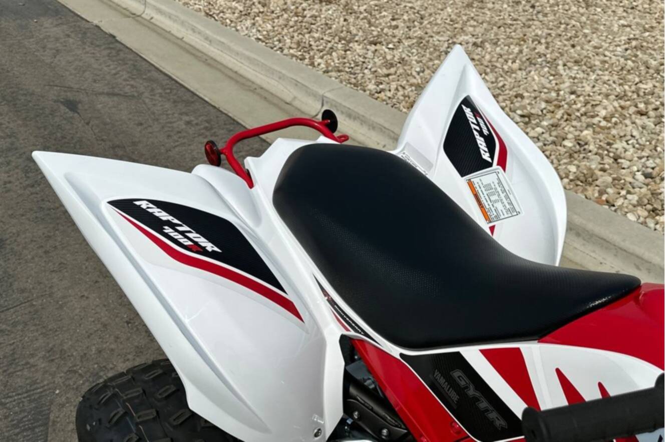 A photo of this 2026 Yamaha Raptor 700R SE
