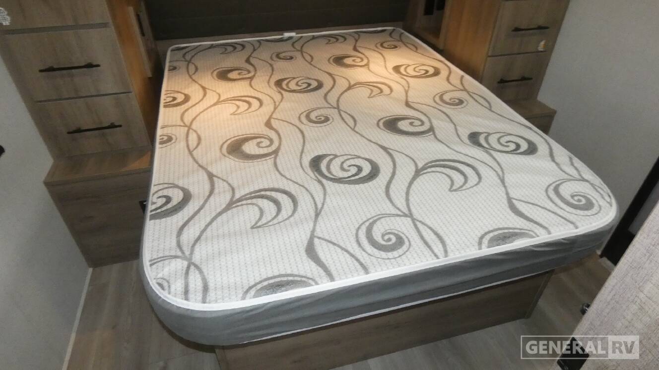 A photo of this 2025 Grand Design IMAGINE 2800BH