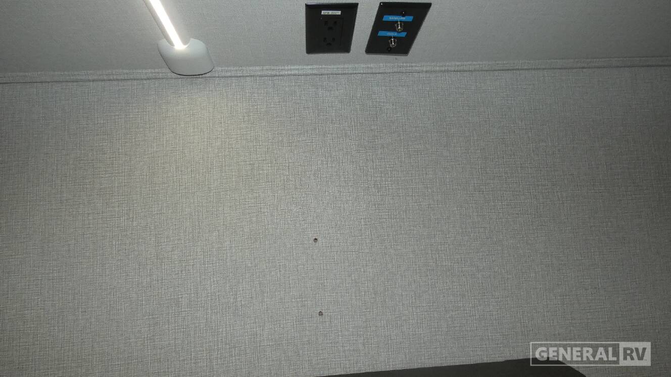 A photo of this 2025 Grand Design IMAGINE 2800BH