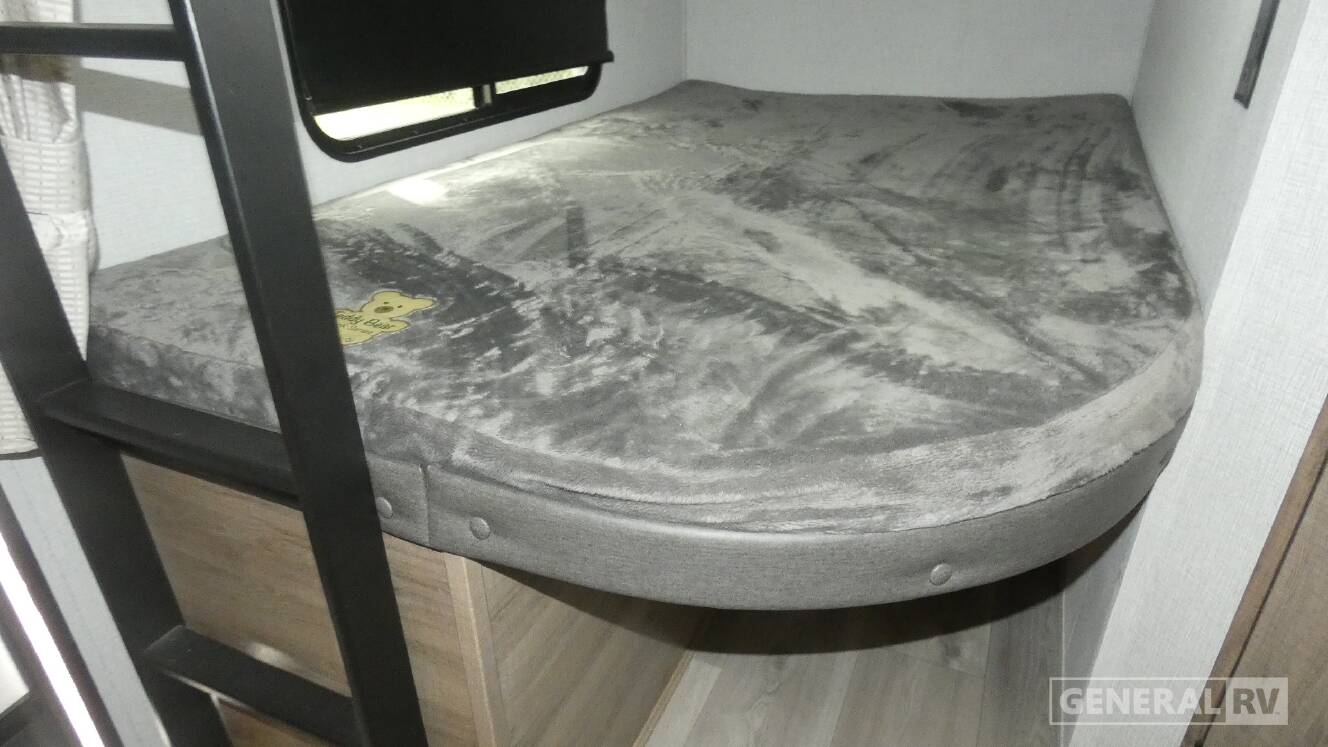 A photo of this 2025 Grand Design IMAGINE 2800BH