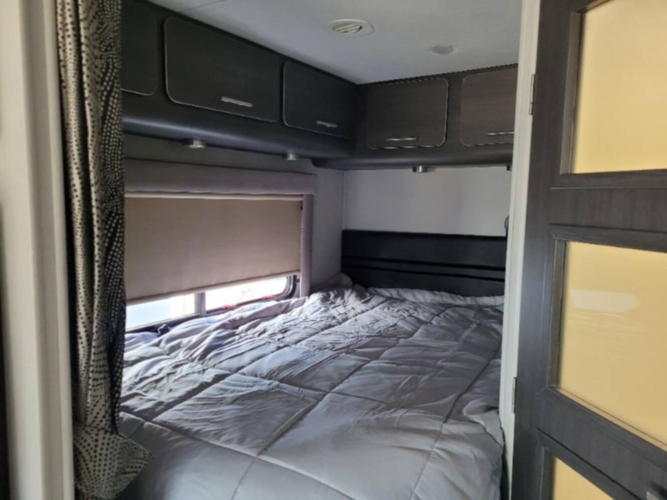 A photo of this 2014 Renegade Villagio 25RBS