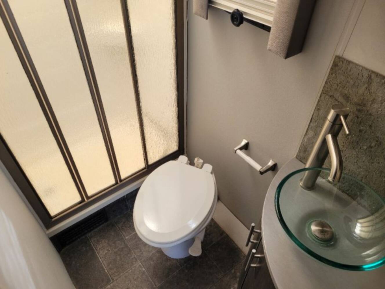 A photo of this 2014 Renegade Villagio 25RBS