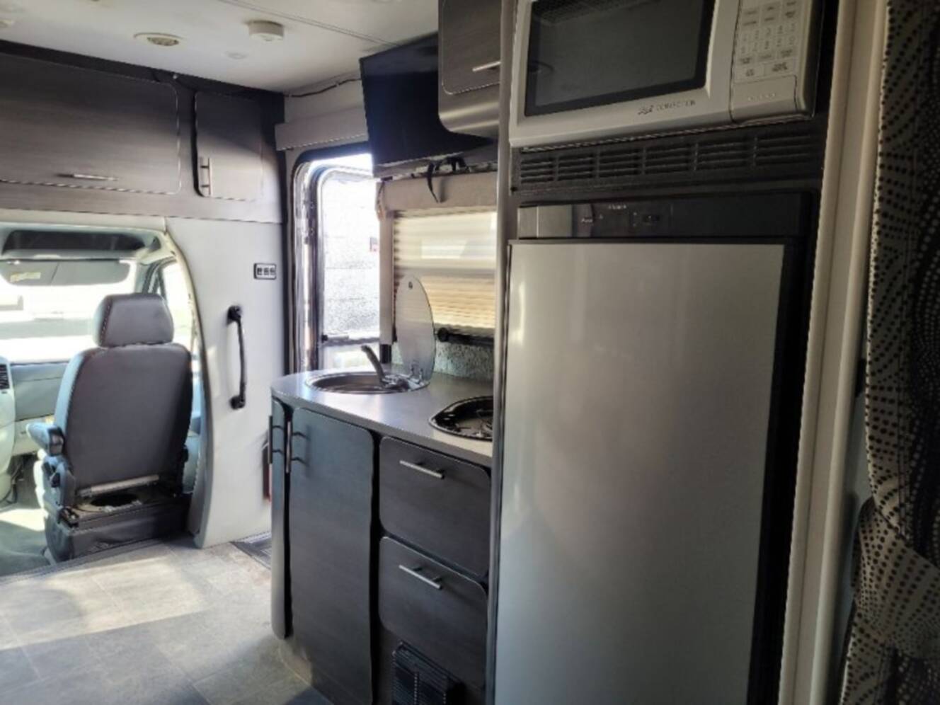 A photo of this 2014 Renegade Villagio 25RBS