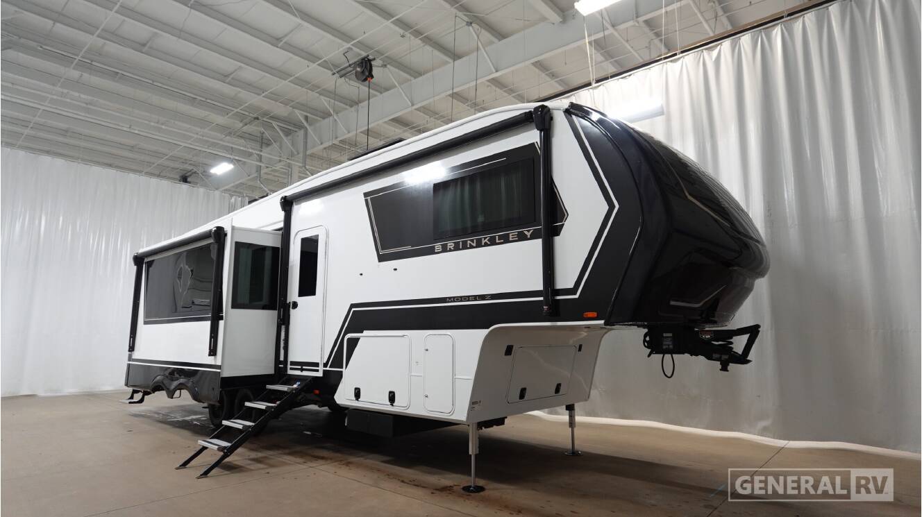 A photo of this 2027 Brinkley MODEL Z 3210