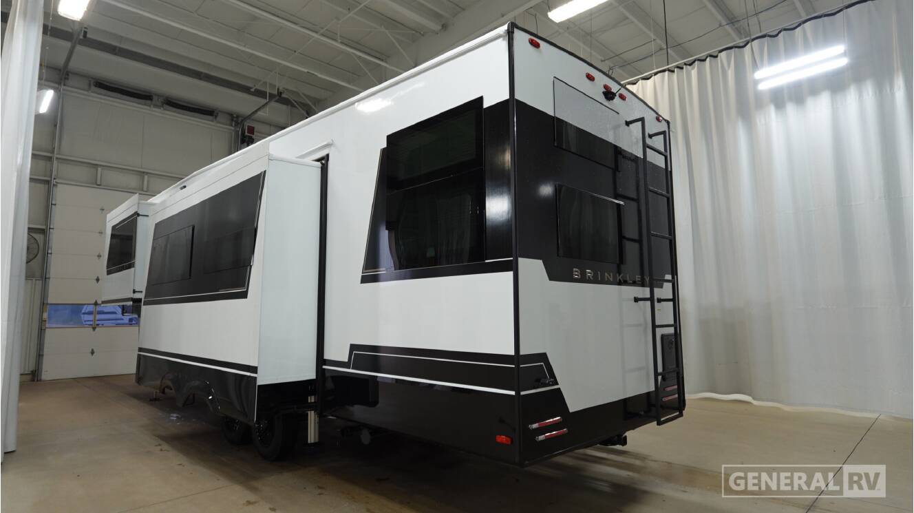 A photo of this 2027 Brinkley MODEL Z 3210