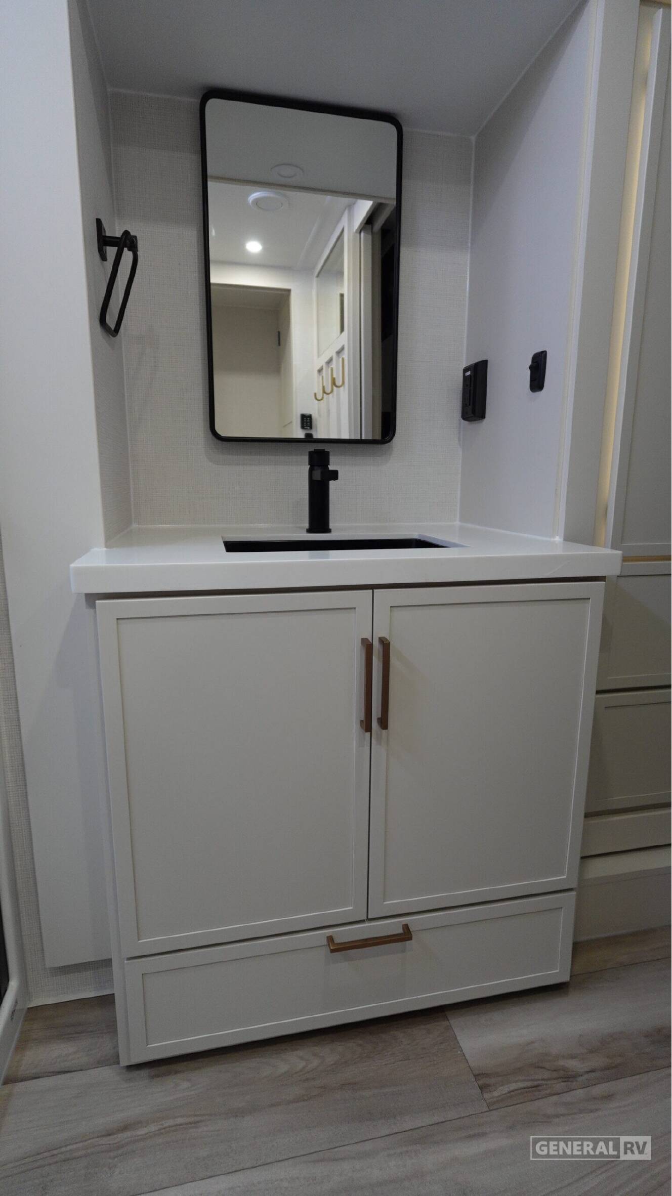 A photo of this 2027 Brinkley MODEL Z 3210