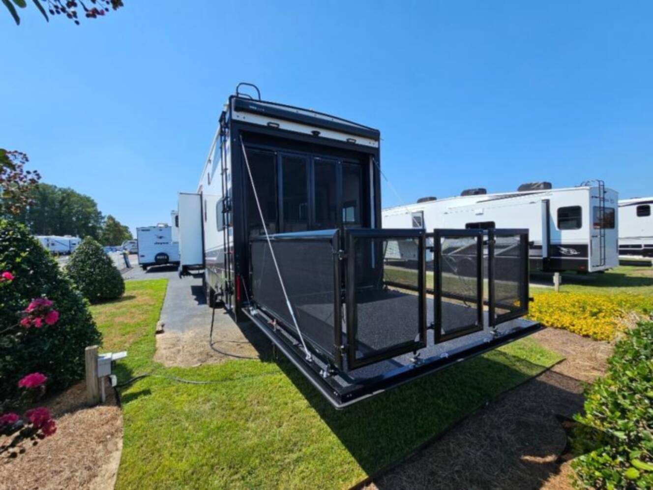 A photo of this 2026 Jayco Seismic 395