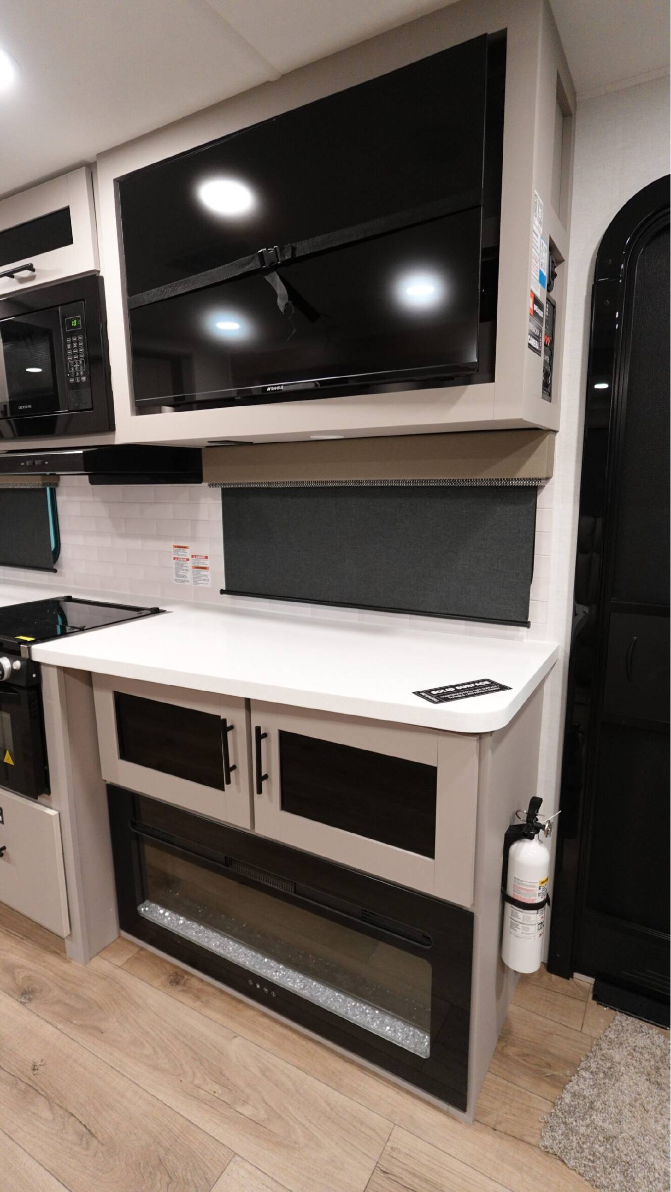 A photo of this 2026 Alliance Rv DELTA 252RL