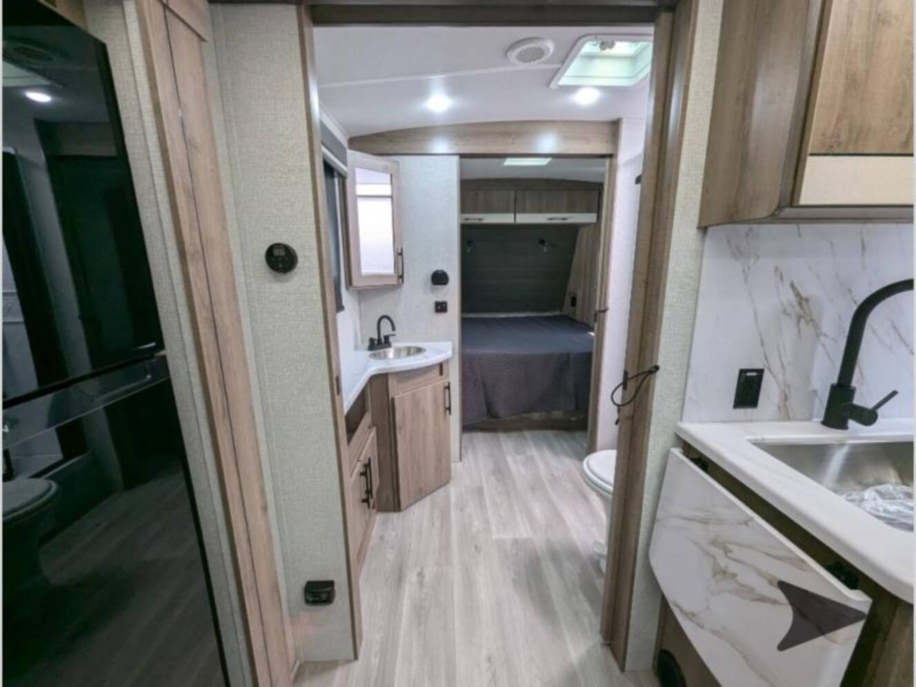 A photo of this 2026 Grand Design Imagine 2500RL