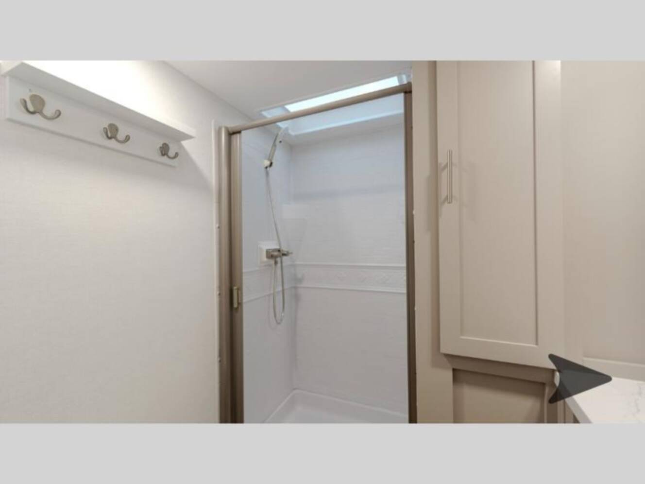 A photo of this 2026 Alliance Rv Avenue All-Access 30BH