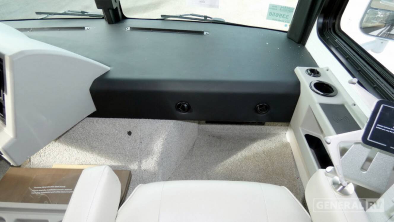 A photo of this 2026 Newmar BAY STAR 3626