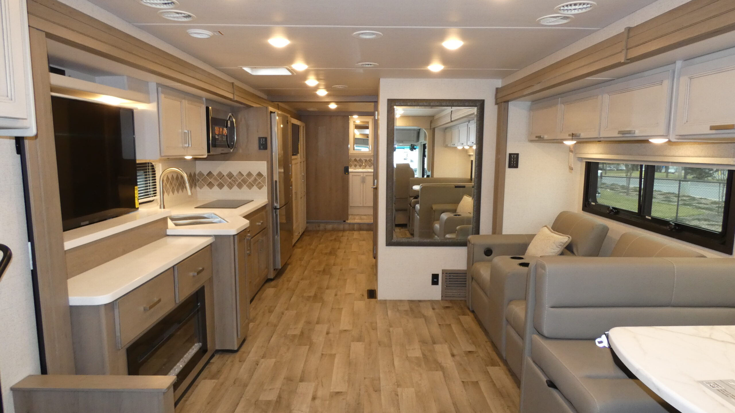 2026 Thor Motor Coach PALAZZO GT 37.5 in salisbury NC