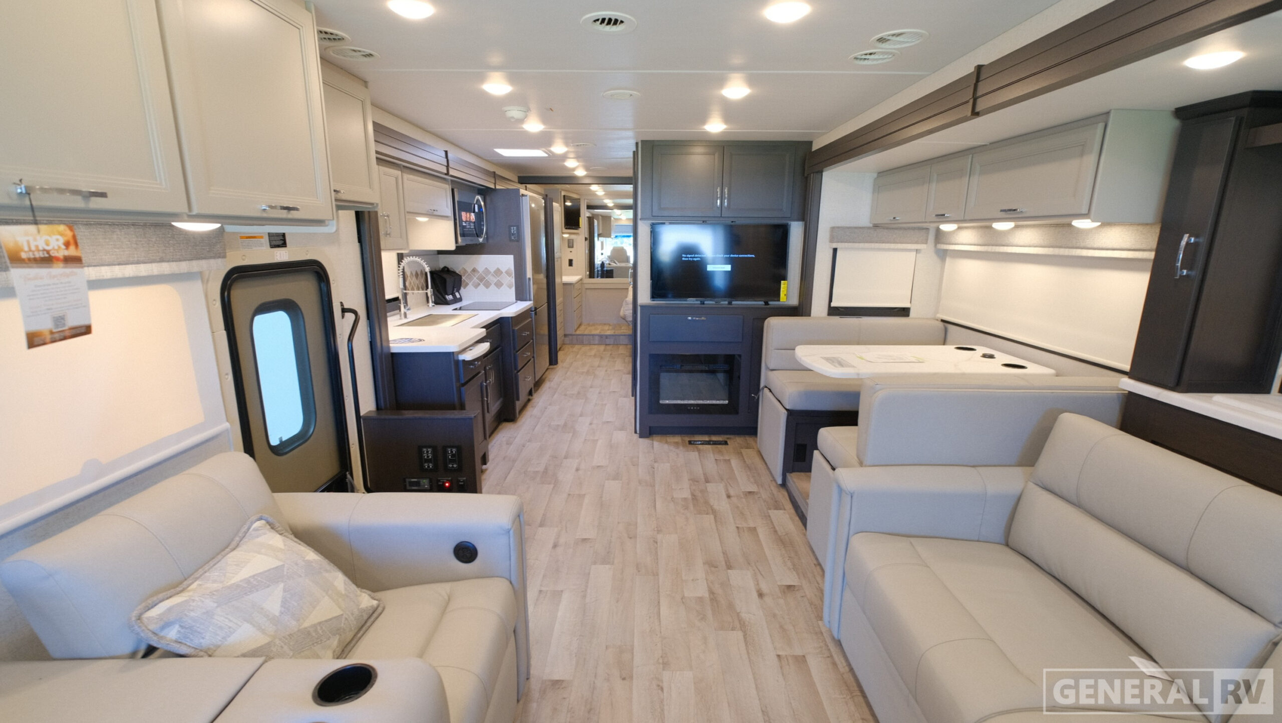2026 Thor Motor Coach PALAZZO GT 37.4 in fort pierce FL