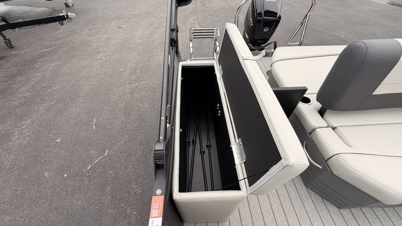 A photo of this 2027 Starcraft EX 20 Q DH