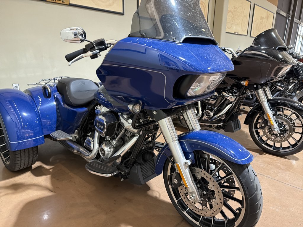 2023 Harley-Davidson ROAD GLIDE 3 3 in Palm Bay, FL