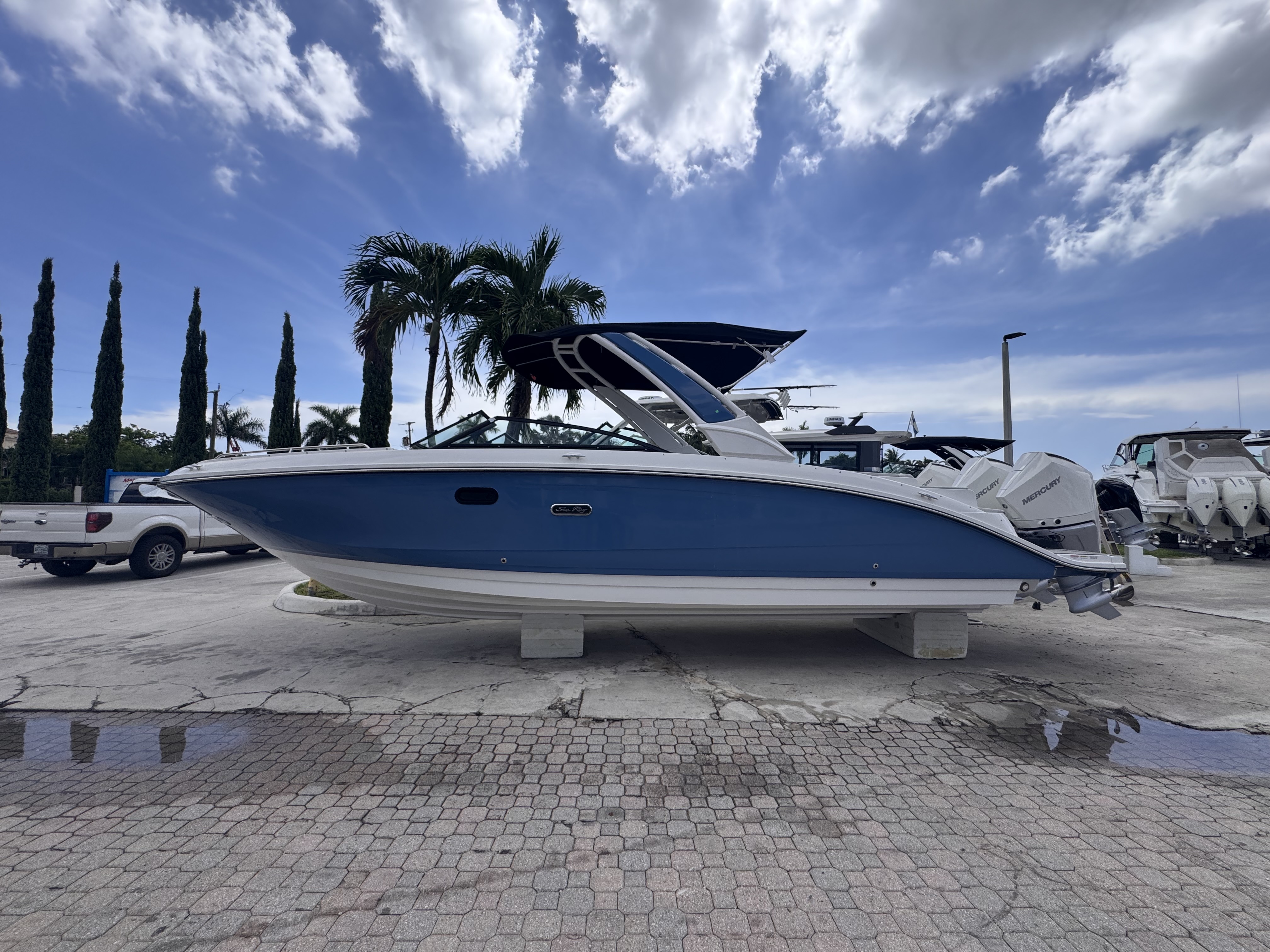 2027 Sea Ray SDX 290 Outboard in pompano beach FL