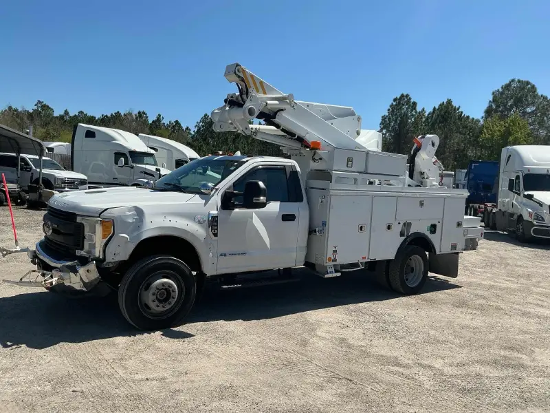2017 Ford F550