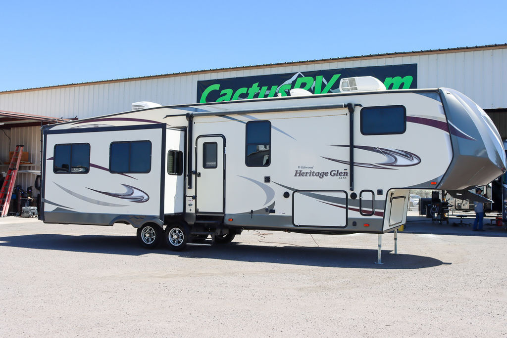 2017 Forest River Wildwood Heritage Glen F337BAR in tucson AZ
