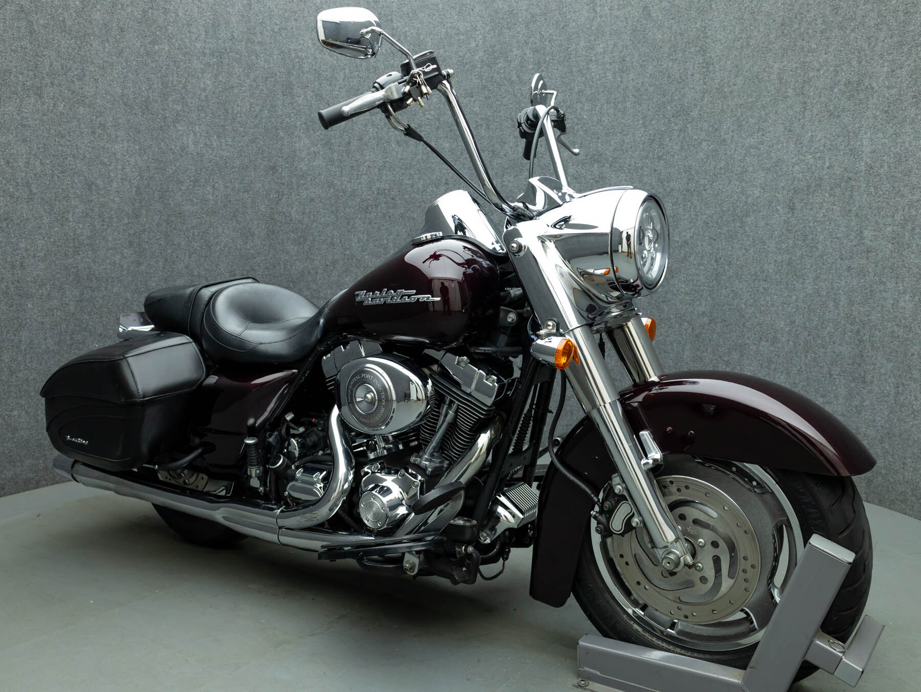 2006 Harley Davidson FLHRSI ROAD KING CUSTOM CUSTOM in Pembroke, NH