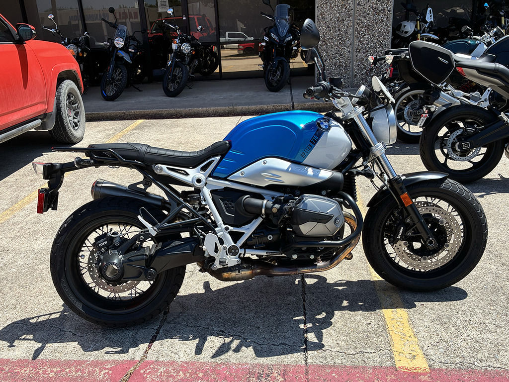 2021 BMW R nineT Pure 719 Cosmic Blue Metallic/Light White PURE in Plano, TX