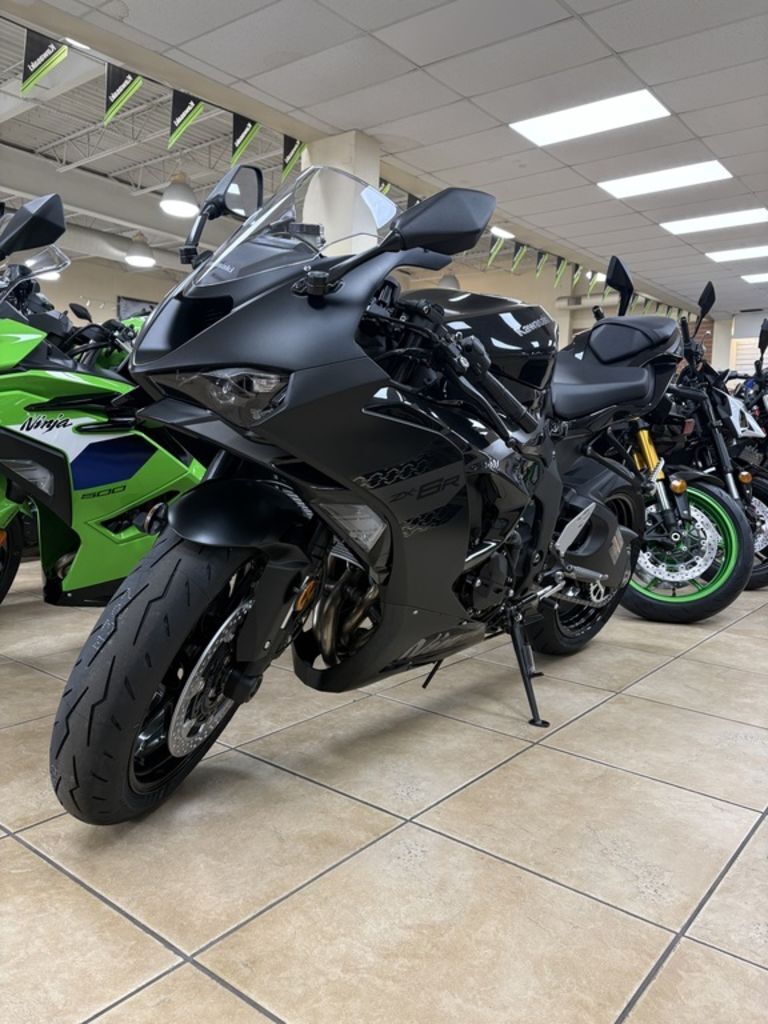 2027 Kawasaki Ninja® ZX -6R BASE in Orlando, FL