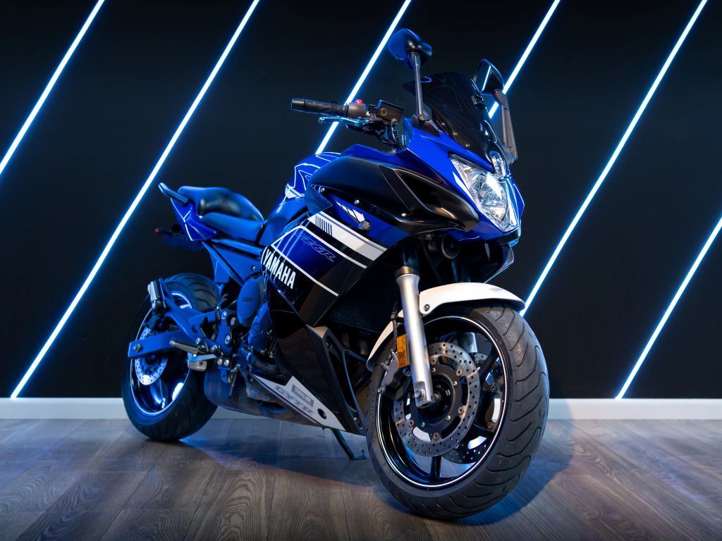 2013 Yamaha FZ6R Blue/White R in Hallandale, FL