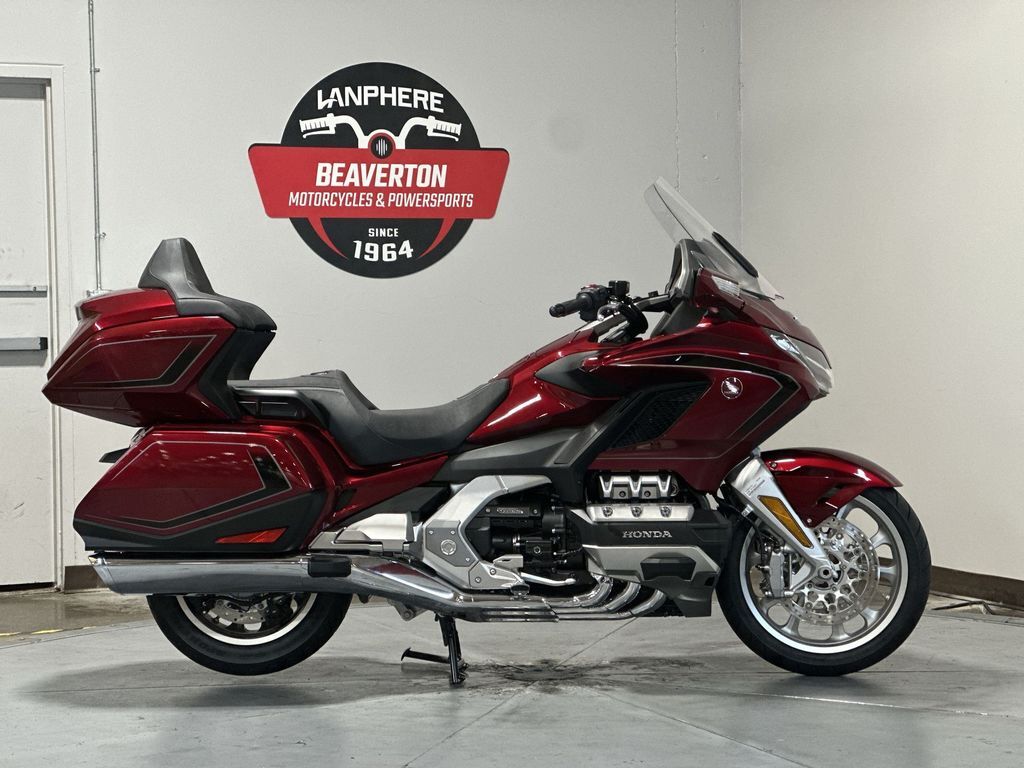 2026 Honda® Gold Wing Tour Automatic DCT 1800 TOUR AUTOMATIC DCT in Tigard, OR