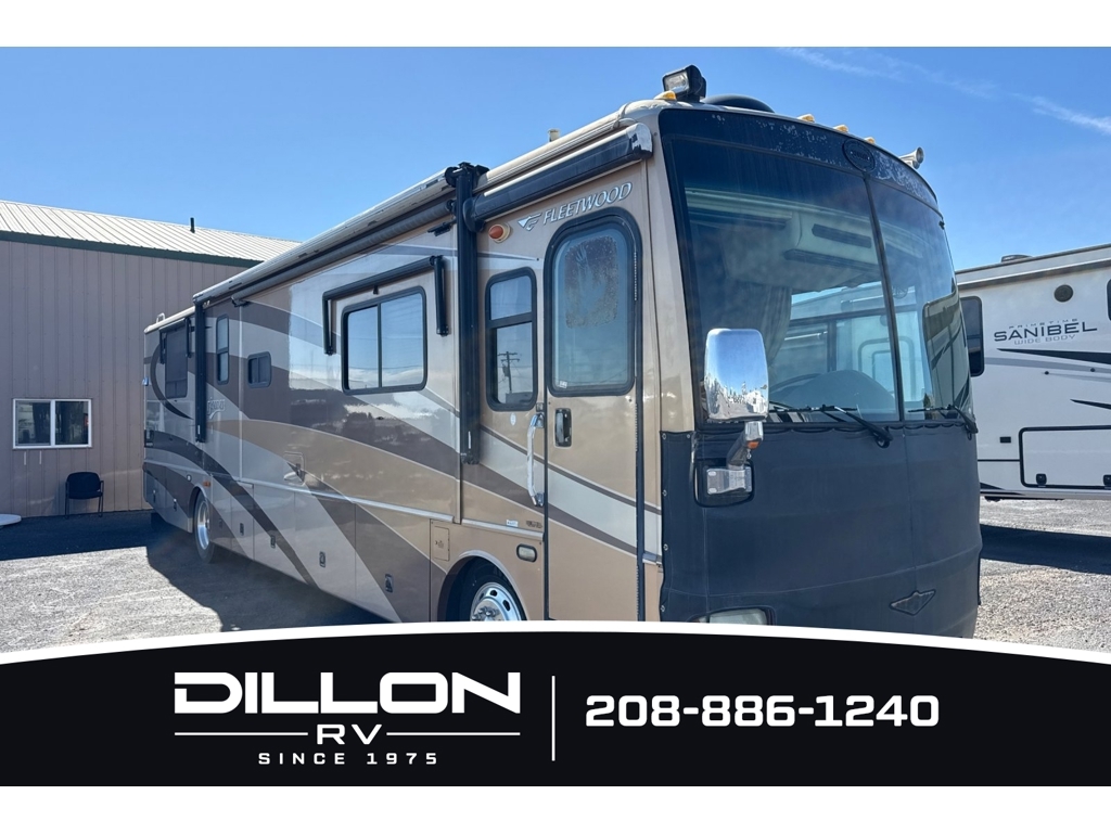 2005 Fleetwood Rv Discovery M-39S in boise ID