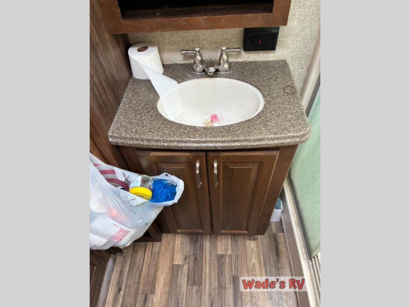 A photo of this 2015 Keystone Rv Alpine 3900RE
