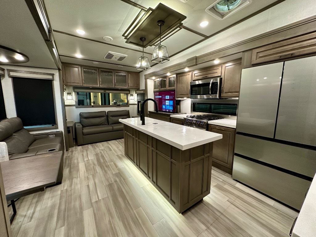 2024 Grand Design Solitude 310GK in franklin TN