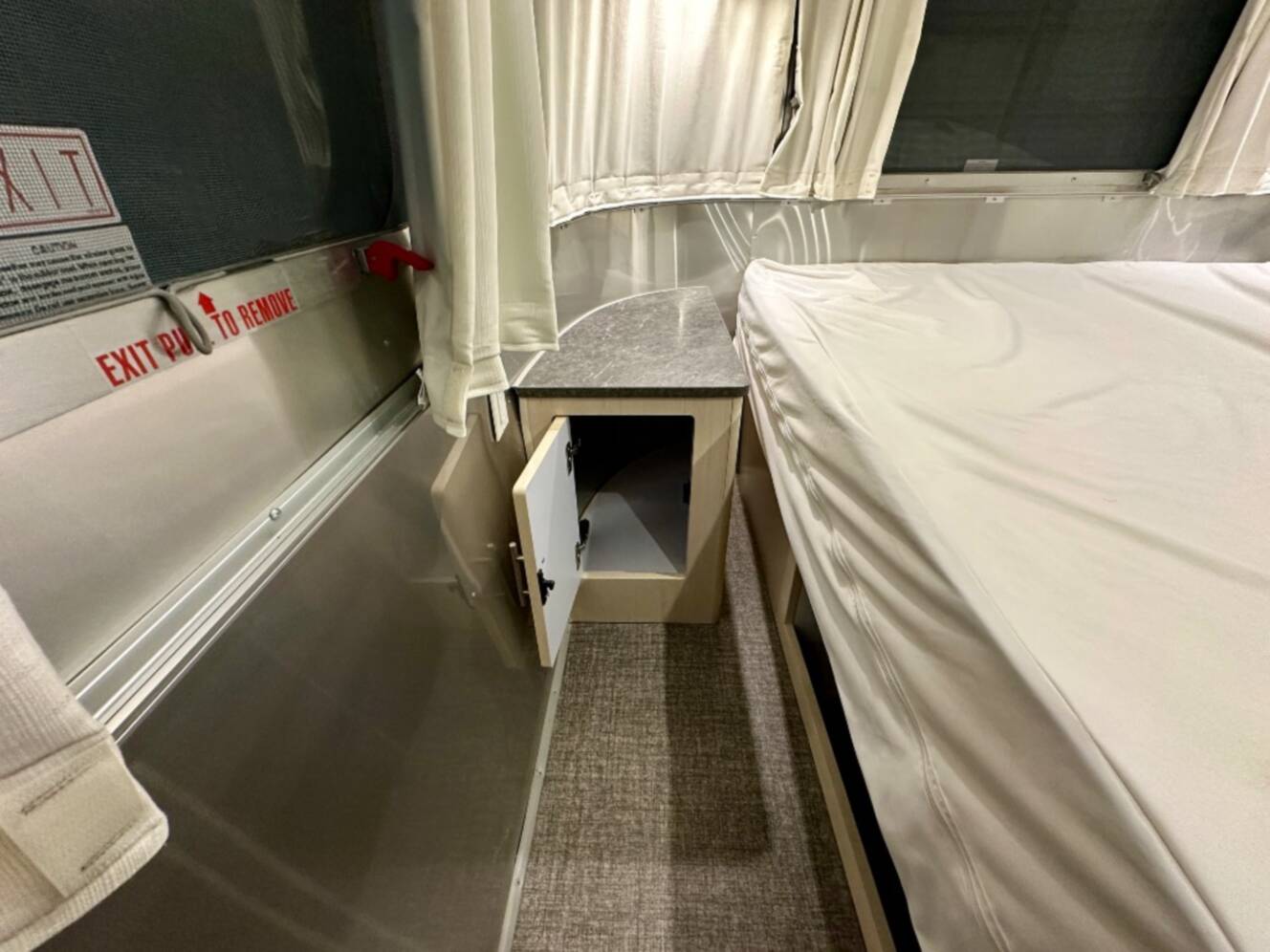 A photo of this 2023 Airstream Flying Cloud 30FB Bunk