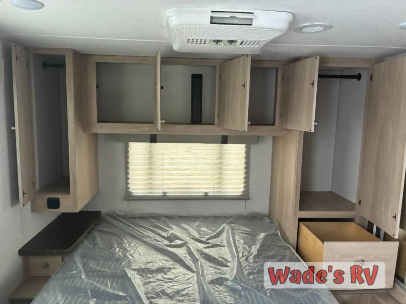 A photo of this 2026 Coachmen Rv Leprechaun 319MB Ford 450
