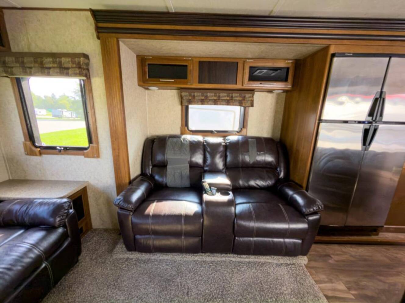A photo of this 2017 Prime Time Rv LaCrosse 330RST