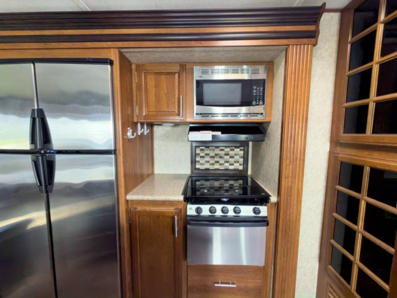 A photo of this 2017 Prime Time Rv LaCrosse 330RST